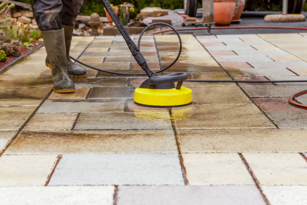 Best Rust Removal  in East Los Angeles, CA